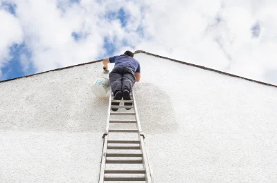 Peinture extérieure à la Chapelle-du-Bois — façades et ravalement